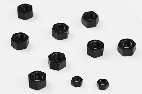远成-汽车钢板弹簧专用发黑中心螺母